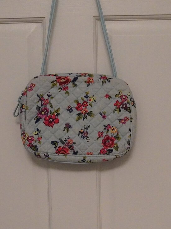 Vera Bradley Light Blue Quilted Floral Crossbody Bag - Picture 4 of 4